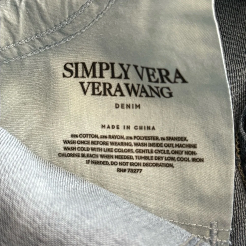Simply Vera Wang straight mid rise jeans - Picture 5 of 6